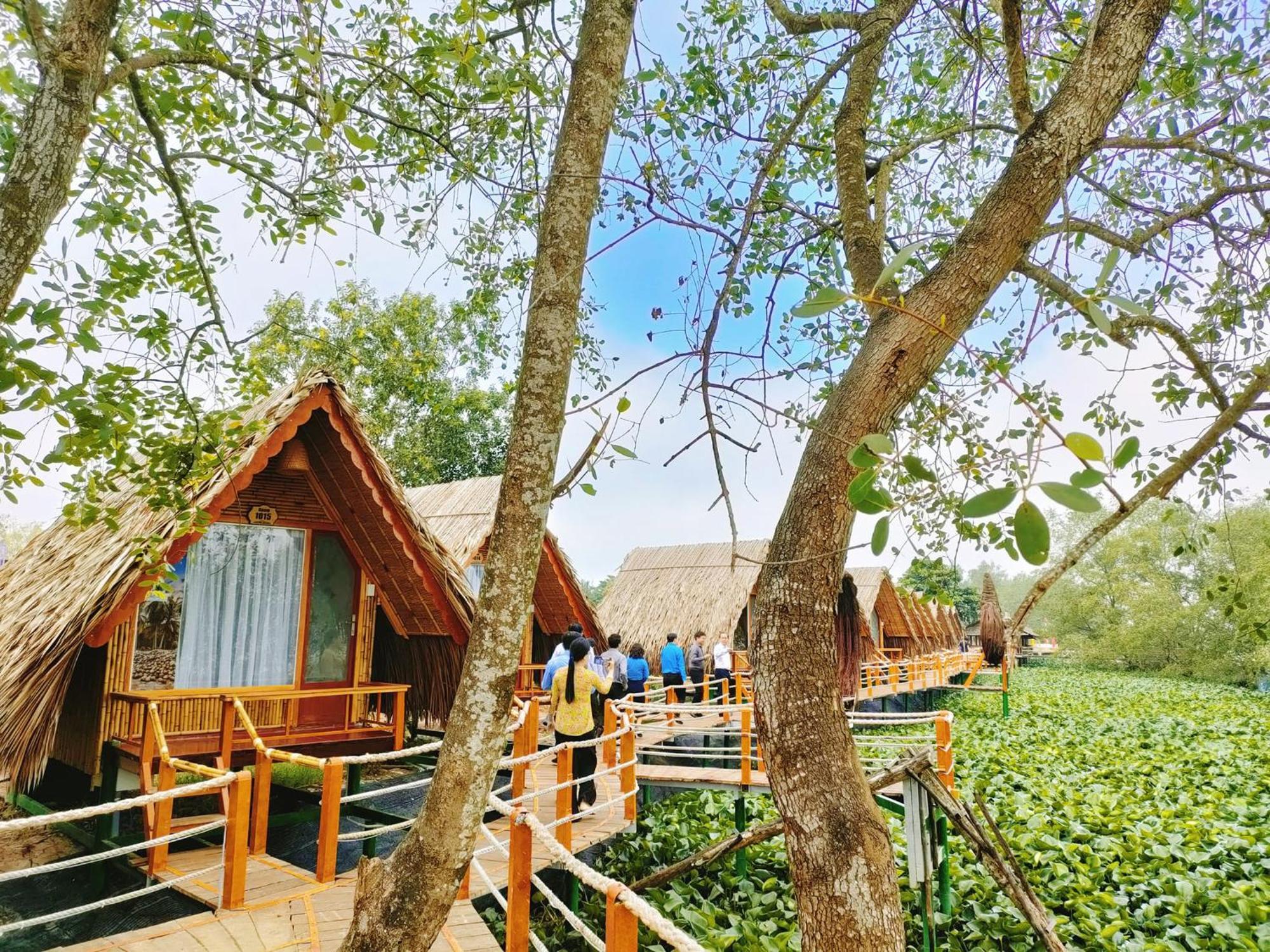 Coco Island Con Phung Hotell Ben Tre Exteriör bild